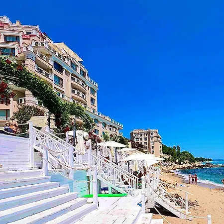 Апартаменти Golden Sands La Варна