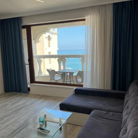 Апартаменти Golden Sands La Варна